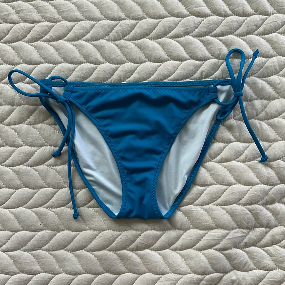 Victoria’s Secret swim bikini size S